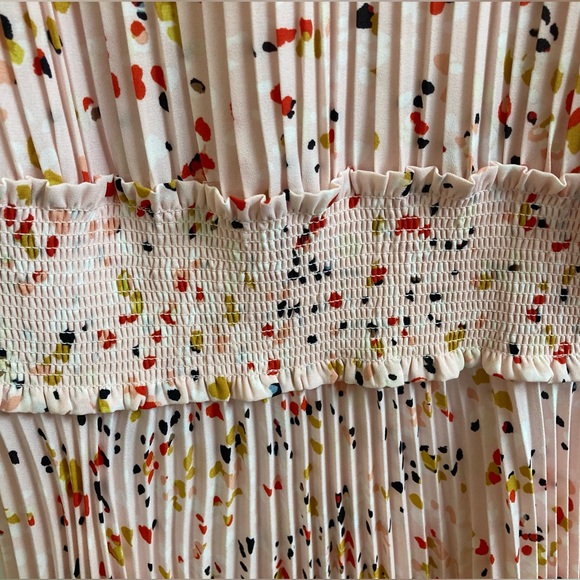 Namette Lepore pink pleated dress in size 8 - Picture 2 of 4